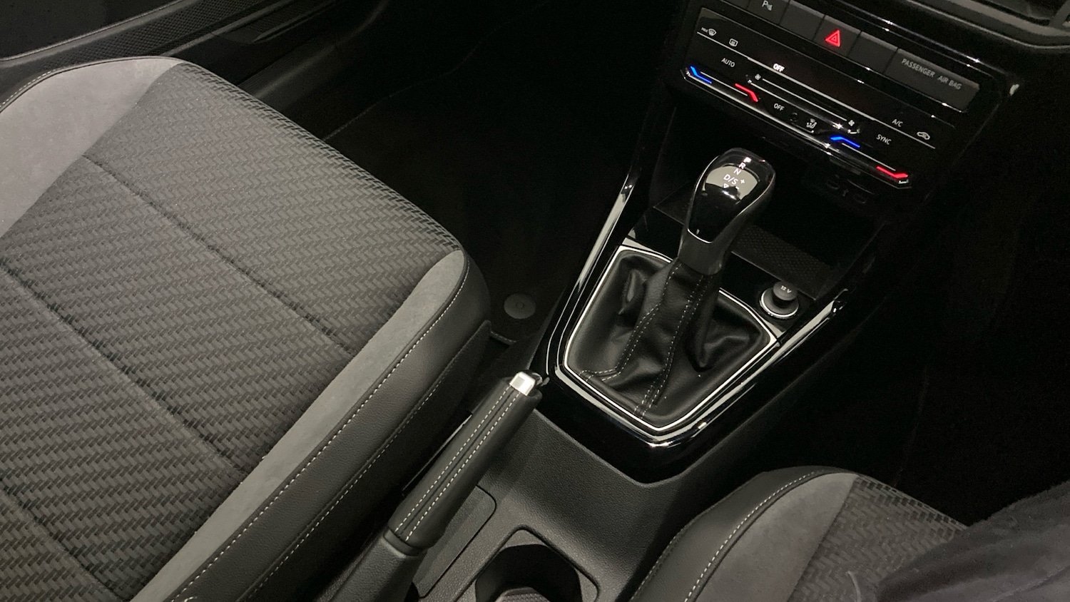 Used Volkswagen T-Cross 2023 for sale - 77779028: Photo 14