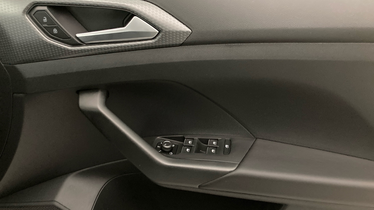 Used Volkswagen T-Cross 2023 for sale - 77779028: Photo 19