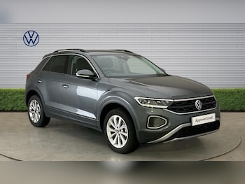 Used Volkswagen T-Roc 2025 for sale - 78430546: Photo