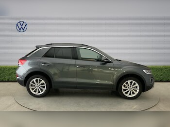 Used Volkswagen T-Roc 2025 for sale - 78430546: Photo