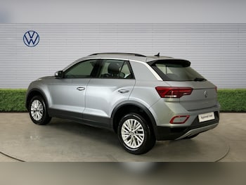 Used Volkswagen T-Roc 2024 for sale - 79045359: Photo