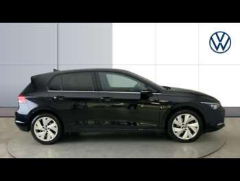 Used Volkswagen Golf 2022 for sale - 74946236: Photo