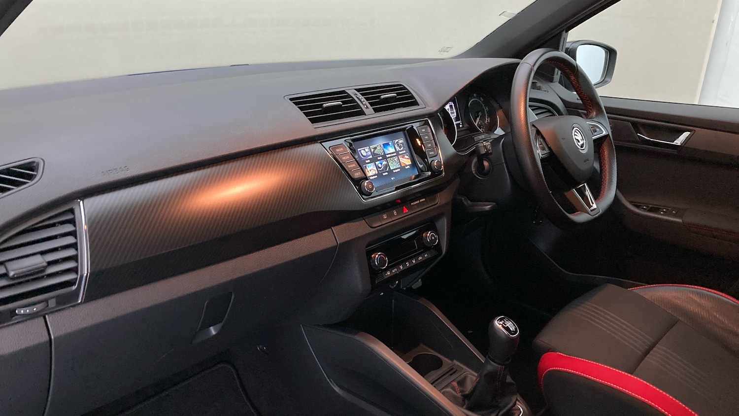 Used Skoda Fabia 2019 for sale - 77431071: Photo 2