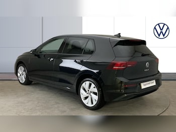 Used Volkswagen Golf 2024 for sale - 77431589: Photo