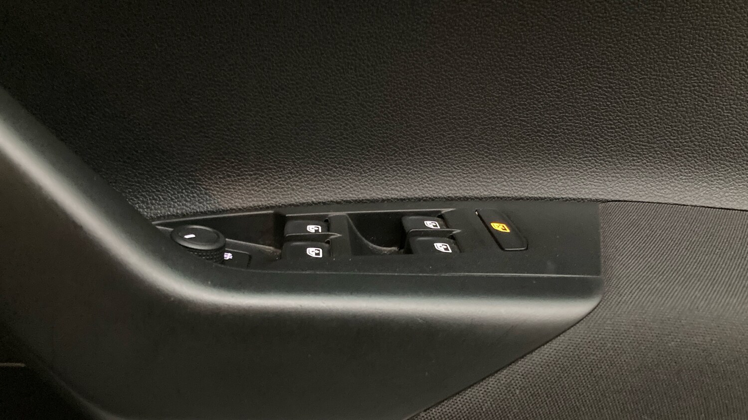 Used Volkswagen Polo 2021 for sale - 76719203: Photo 30