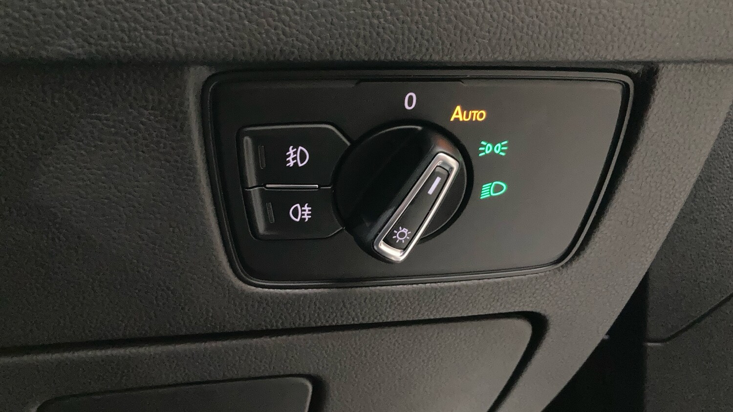 Used Volkswagen Passat 2019 for sale - 77516308: Photo 29