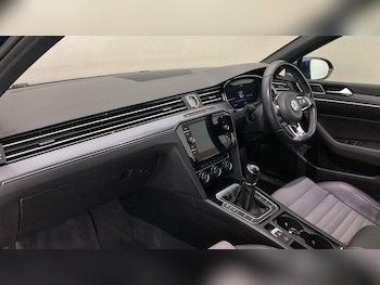 Used Volkswagen Passat 2019 for sale - 77516308: Photo