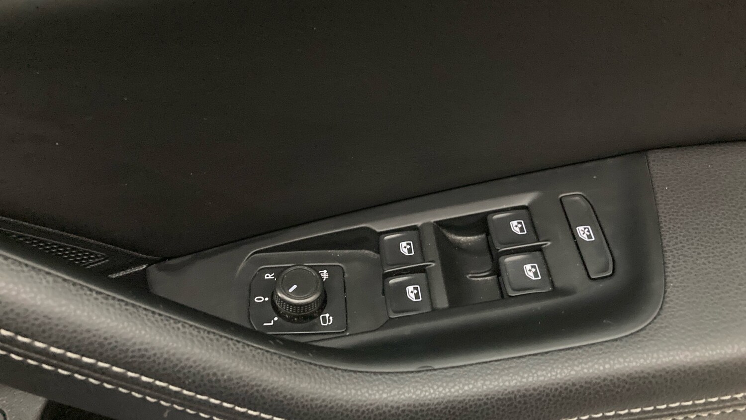 Used Volkswagen Passat 2019 for sale - 77516308: Photo 30