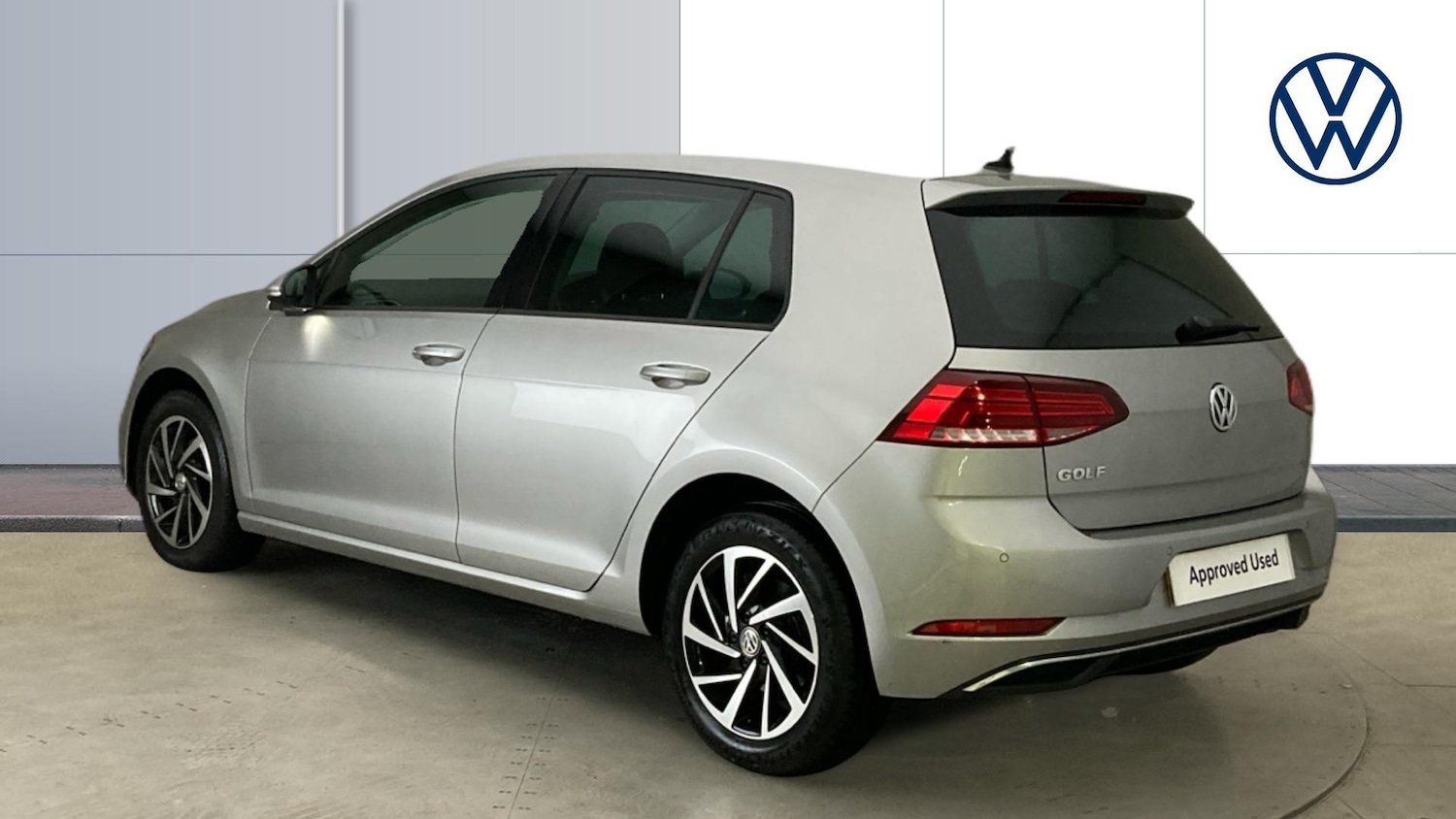 Used Volkswagen Golf 2019 for sale - 77365095: Photo 3