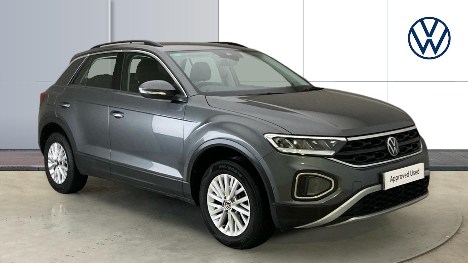 Used Volkswagen T-Roc 2023 for sale - 76526039: Photo 1