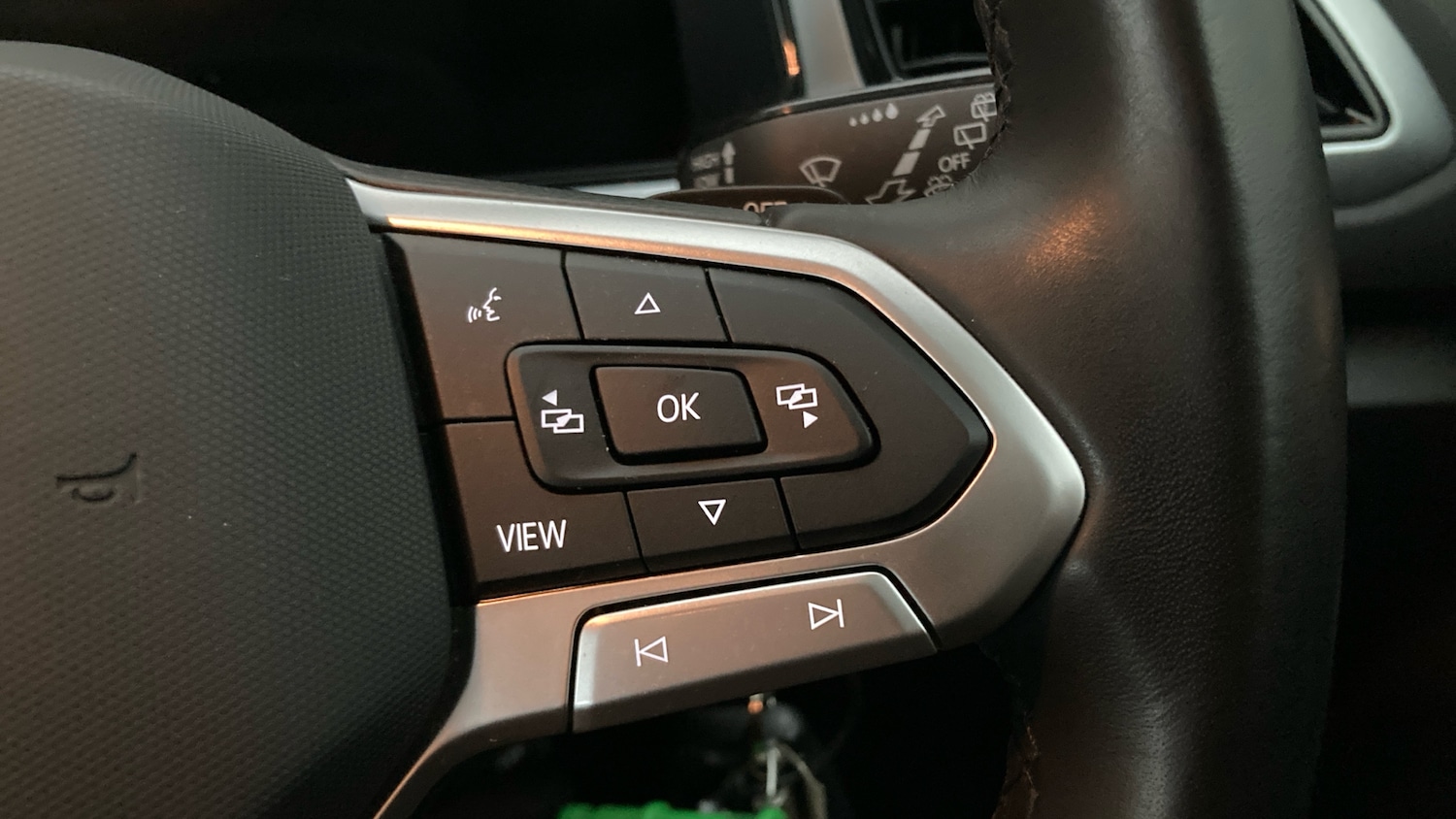 Used Volkswagen T-Roc 2023 for sale - 76526039: Photo 18