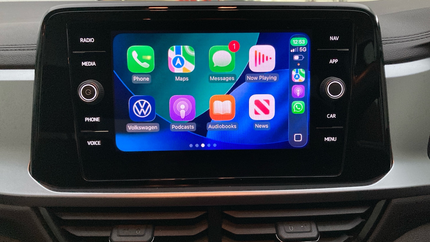 Used Volkswagen T-Roc 2023 for sale - 76526039: Photo 31