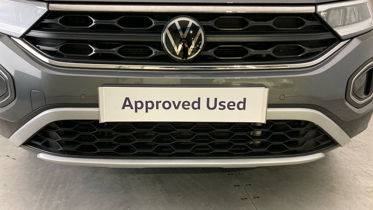 Used Volkswagen T-Roc 2023 for sale - 76526039: Photo 38