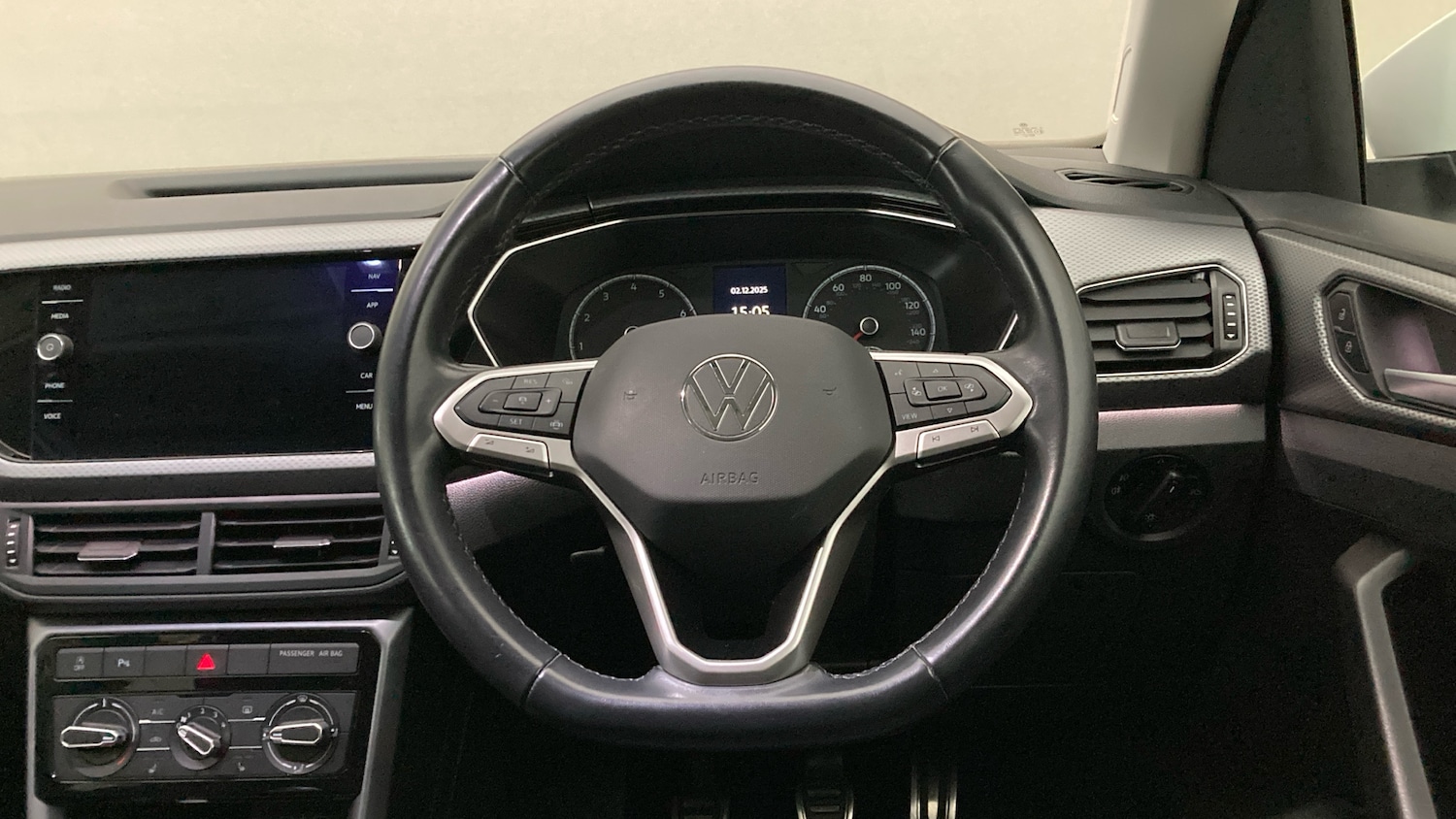 Used Volkswagen T-Cross 2022 for sale - 76976926: Photo 10
