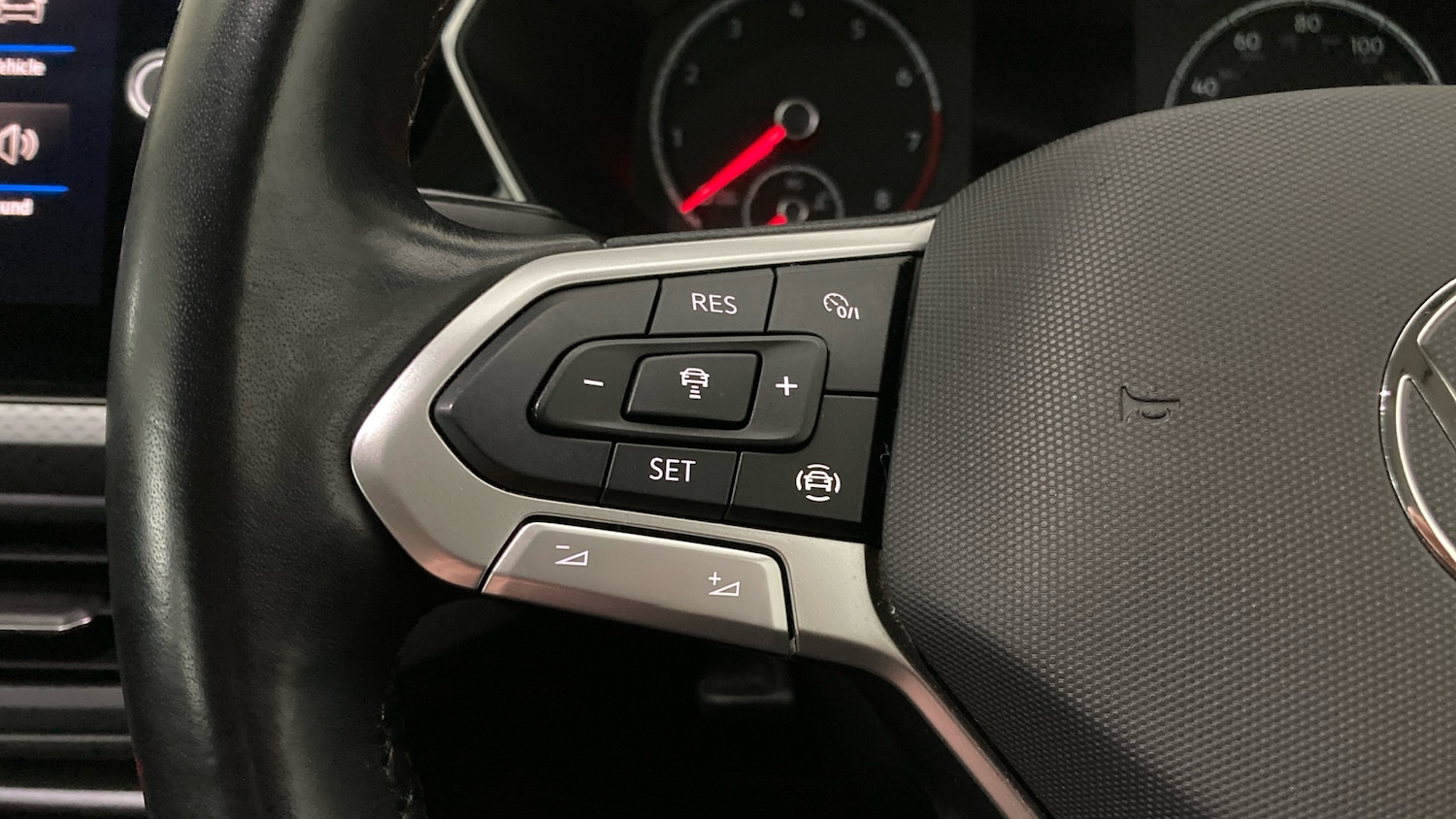 Used Volkswagen T-Cross 2022 for sale - 76976926: Photo 17