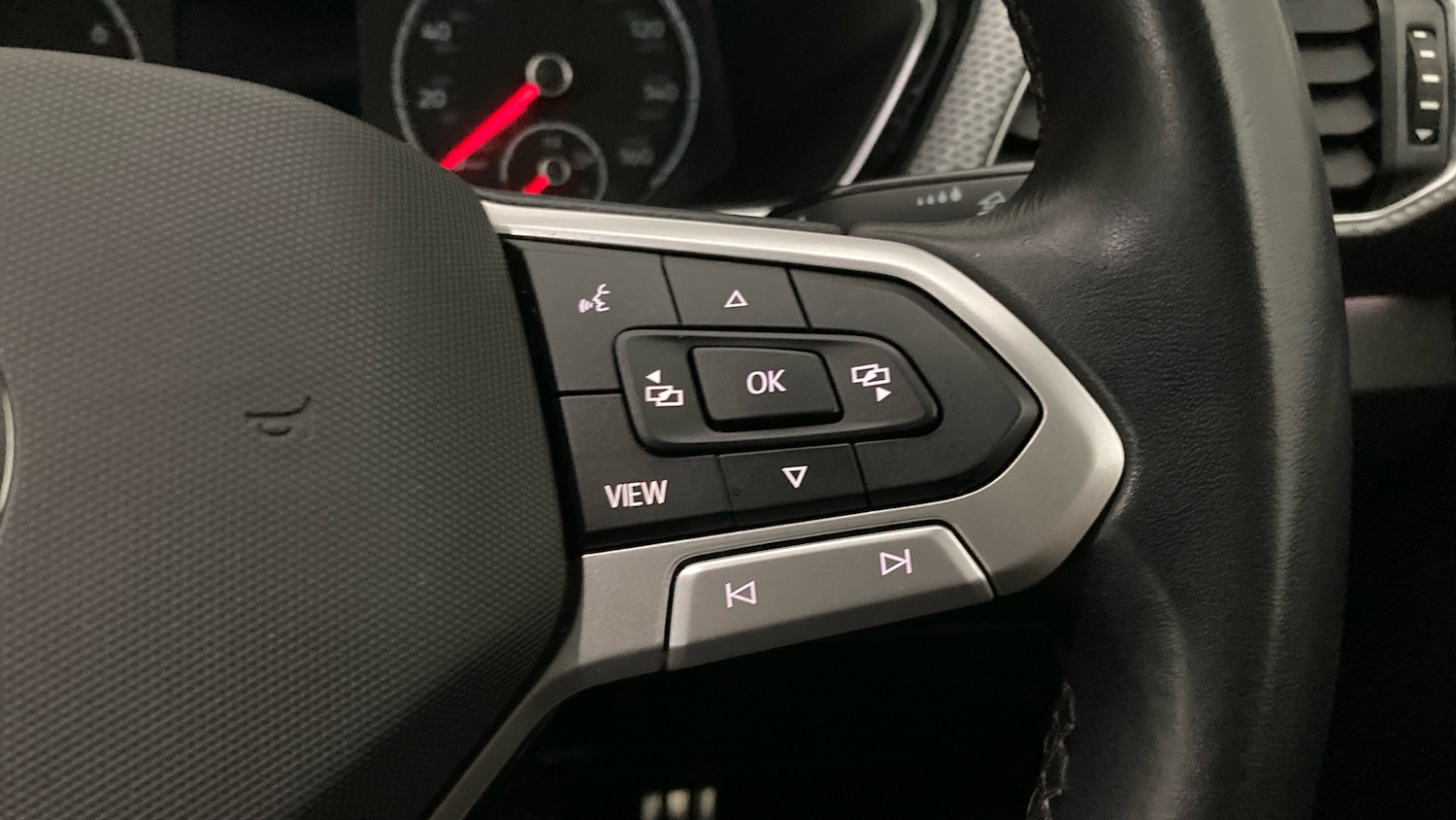 Used Volkswagen T-Cross 2022 for sale - 76976926: Photo 18