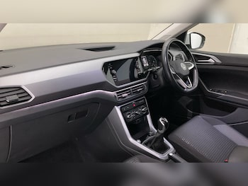 Used Volkswagen T-Cross 2022 for sale - 76976926: Photo