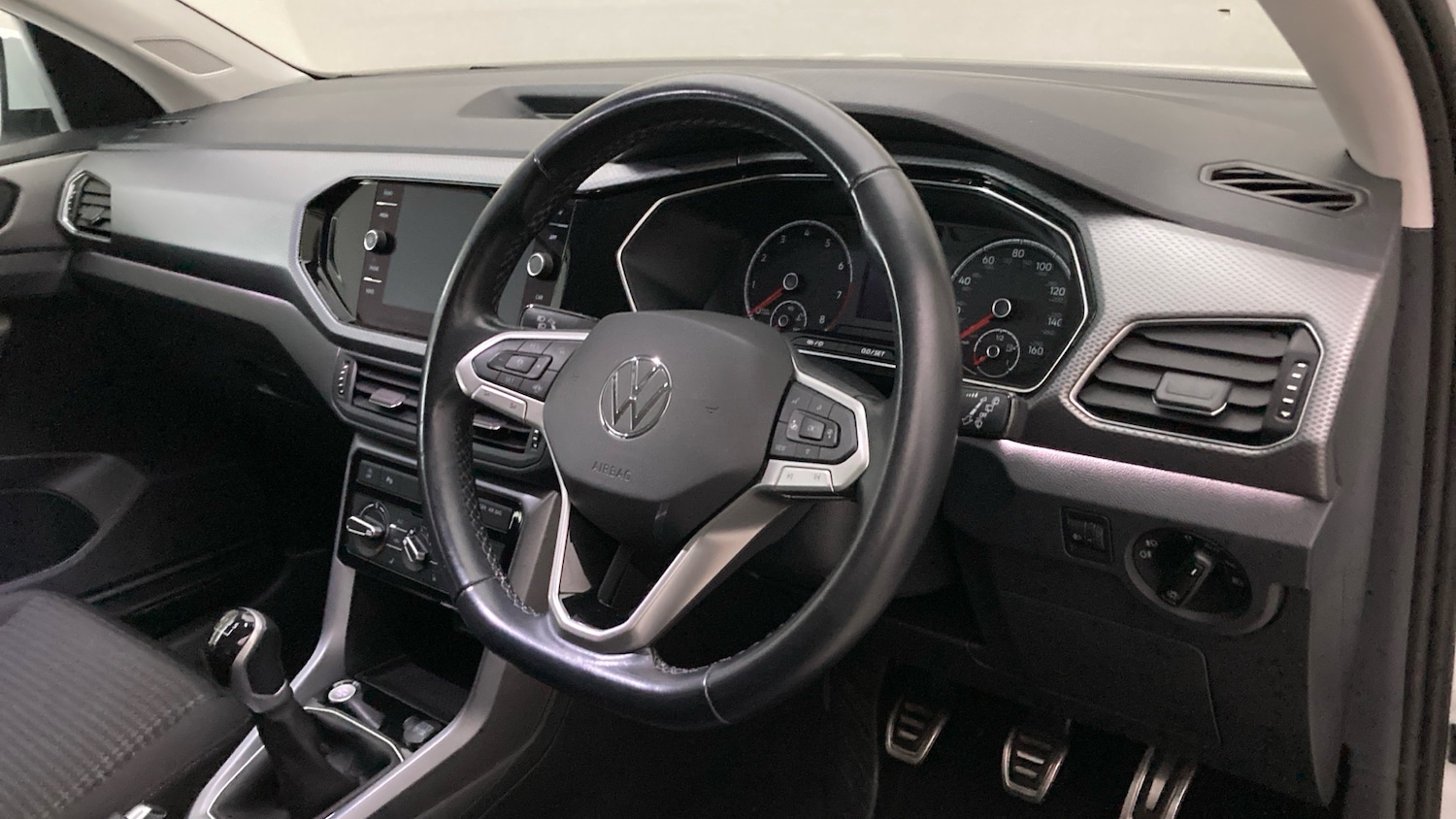 Used Volkswagen T-Cross 2022 for sale - 76976926: Photo 6