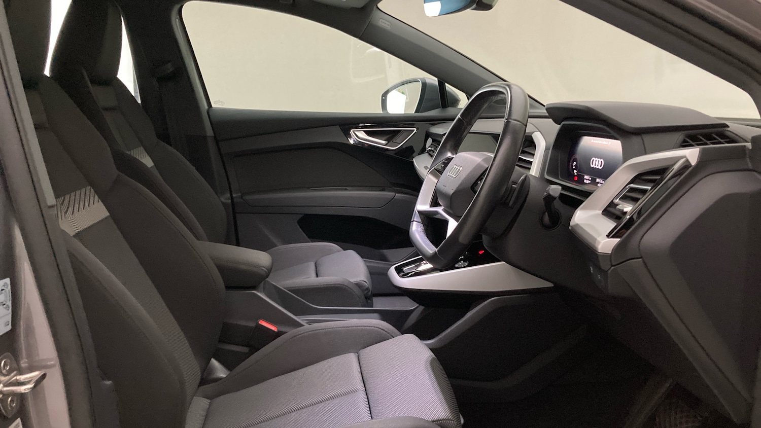 Used Audi Q4 e-tron 2021 for sale - 76683962: Photo 15