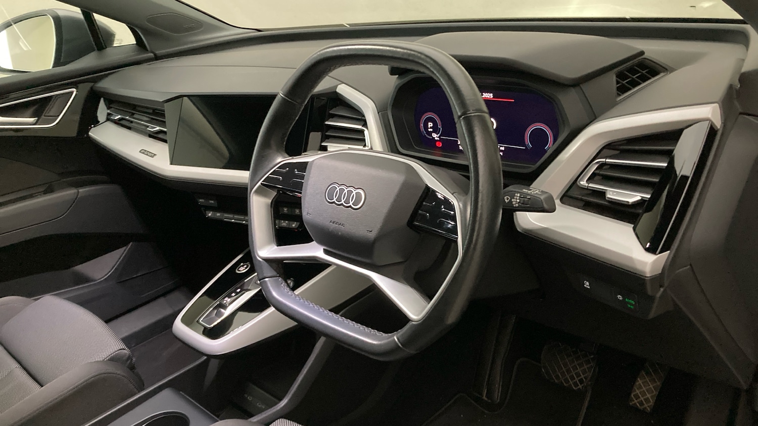 Used Audi Q4 e-tron 2021 for sale - 76683962: Photo 6