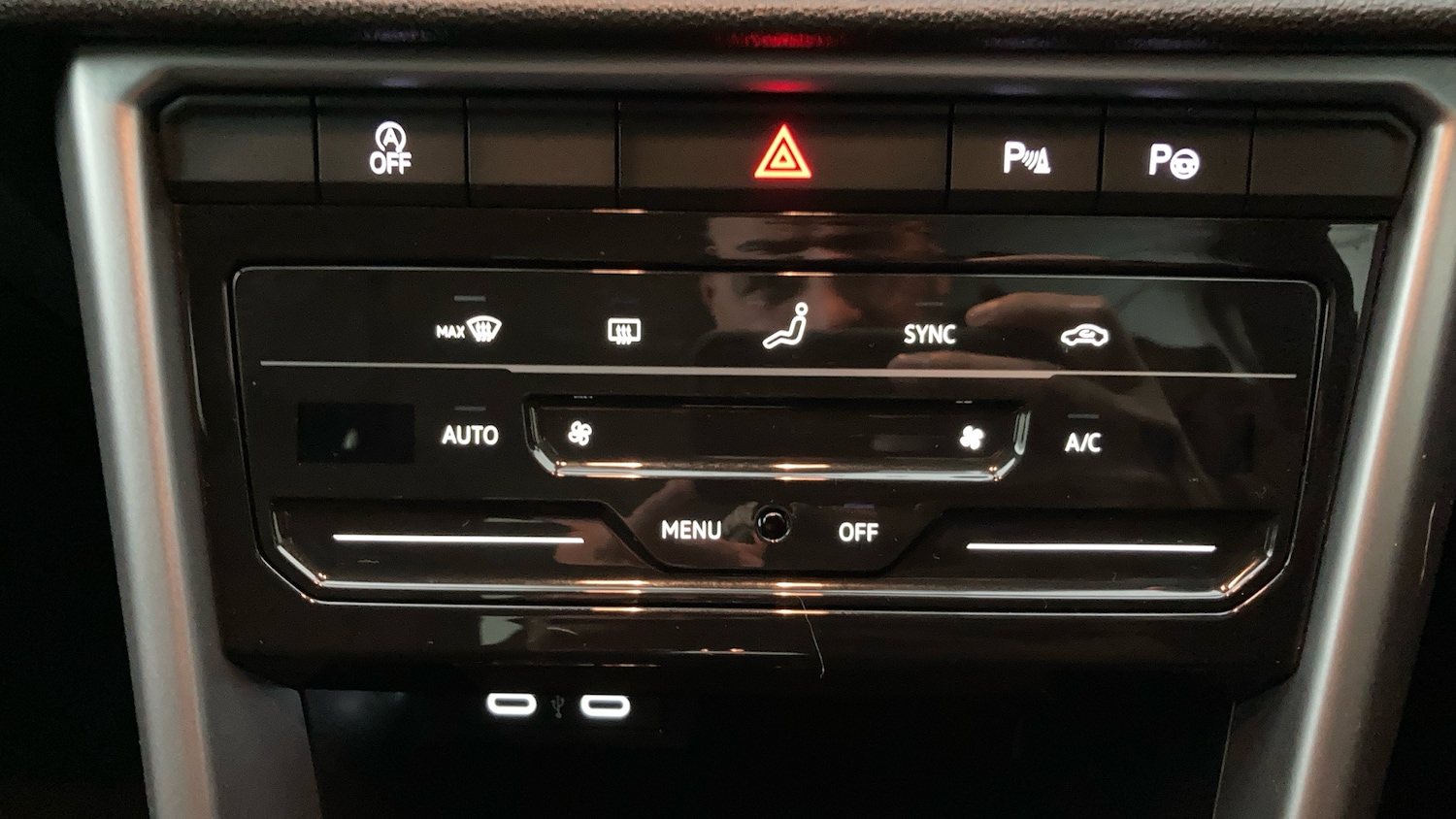 Used Volkswagen T-Roc 2023 for sale - 77431076: Photo 13