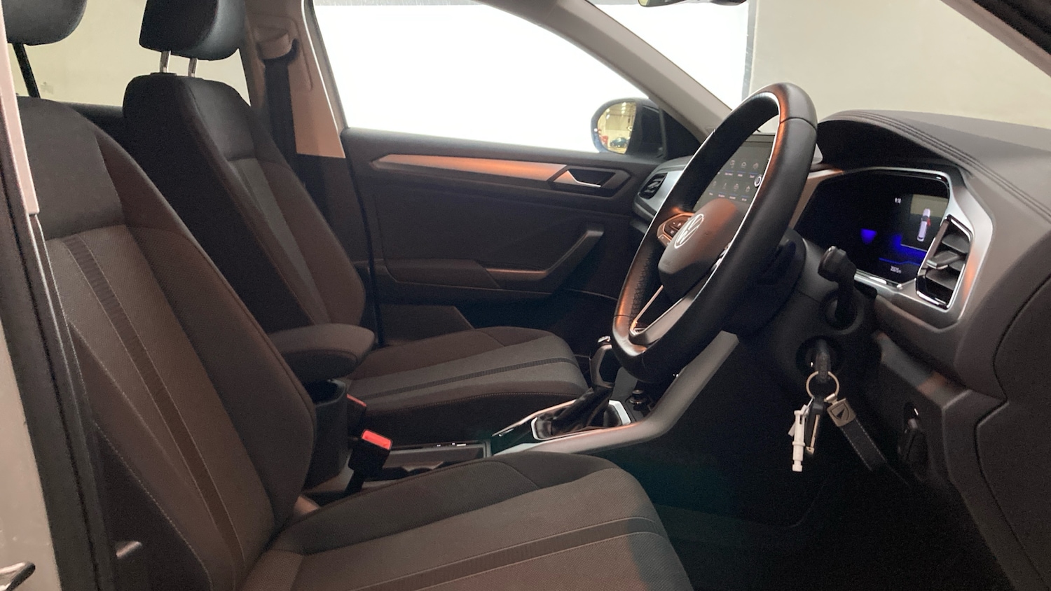 Used Volkswagen T-Roc 2023 for sale - 77431076: Photo 15