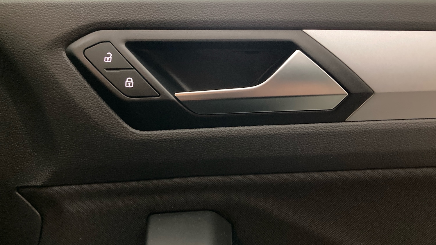 Used Volkswagen T-Roc 2023 for sale - 77431076: Photo 31