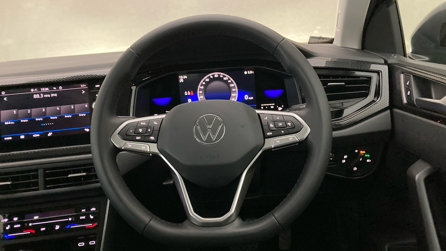 Used Volkswagen Taigo 2022 for sale - 77087274: Photo 10