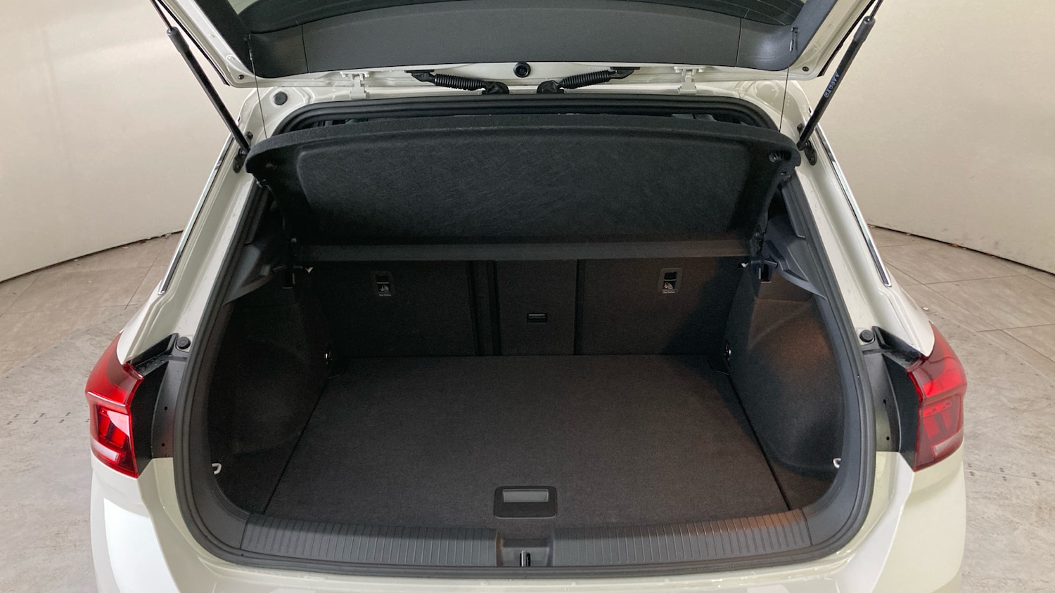 Used Volkswagen T-Roc 2025 for sale - 77687364: Photo 20