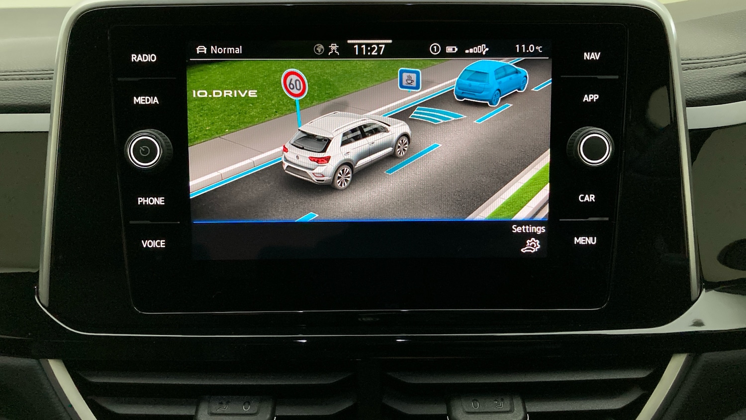 Used Volkswagen T-Roc 2025 for sale - 77687364: Photo 27