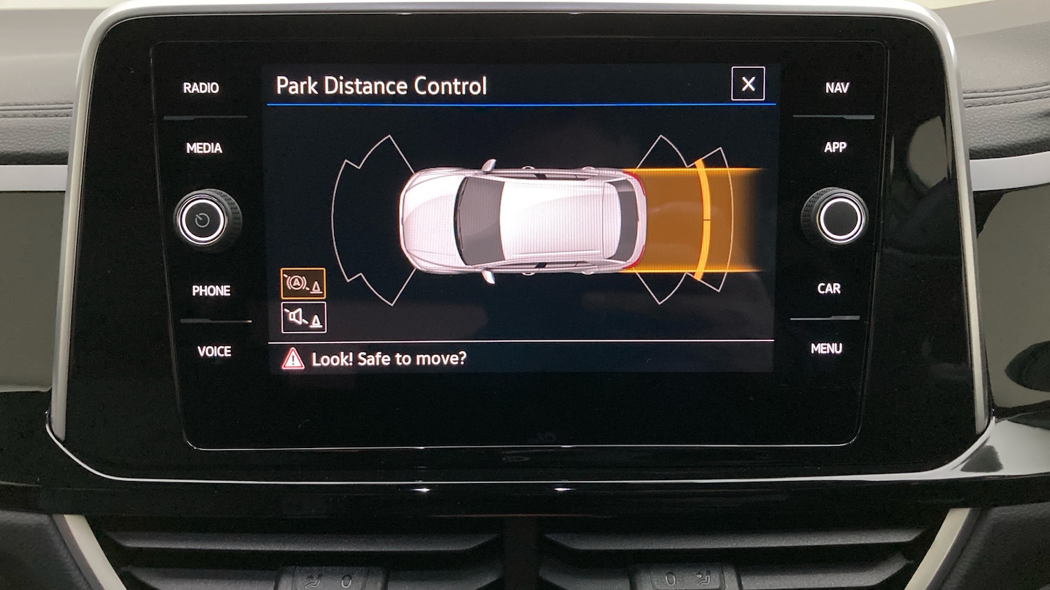 Used Volkswagen T-Roc 2025 for sale - 77687364: Photo 29