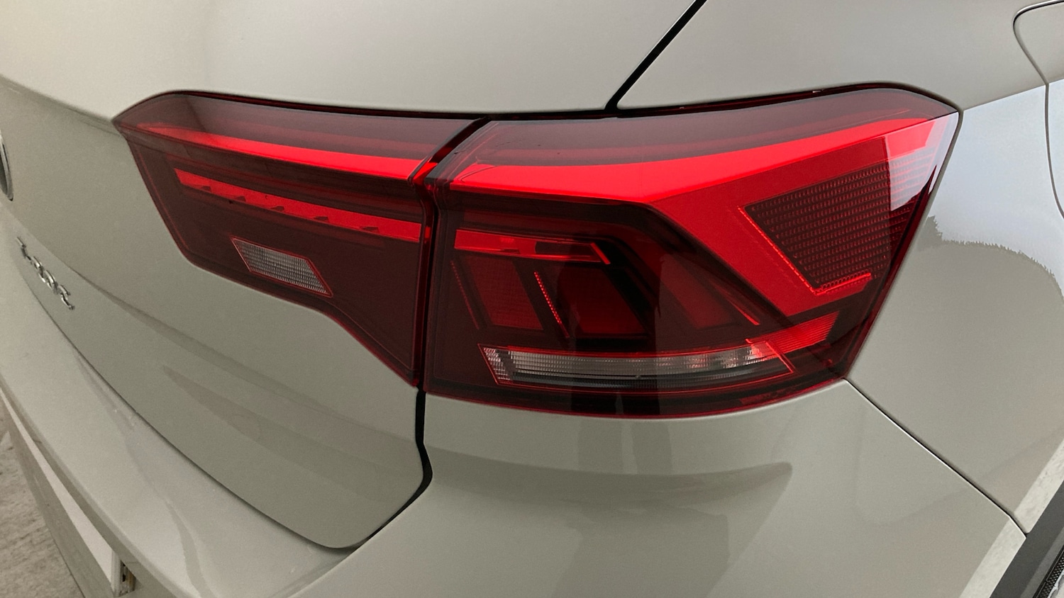 Used Volkswagen T-Roc 2025 for sale - 77687364: Photo 41