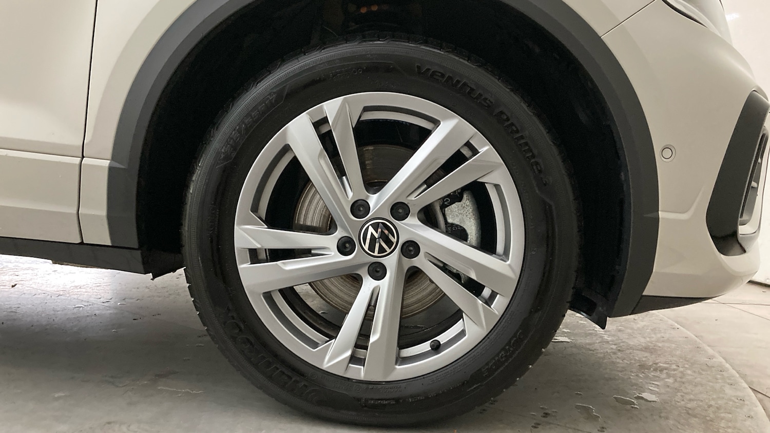 Used Volkswagen T-Roc 2025 for sale - 77687364: Photo 5