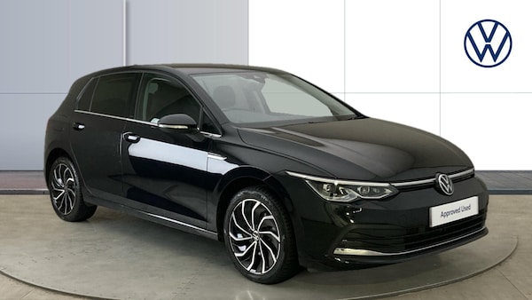 Used Volkswagen Golf 2023 for sale - 76220682: Photo 1