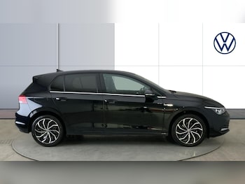 Used Volkswagen Golf 2023 for sale - 76220682: Photo 4