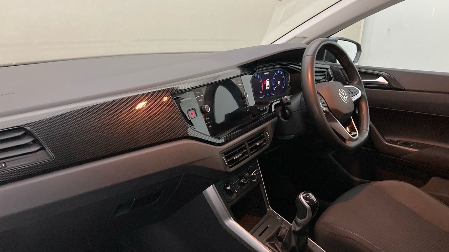 Used Volkswagen Polo 2022 for sale - 77662449: Photo 2