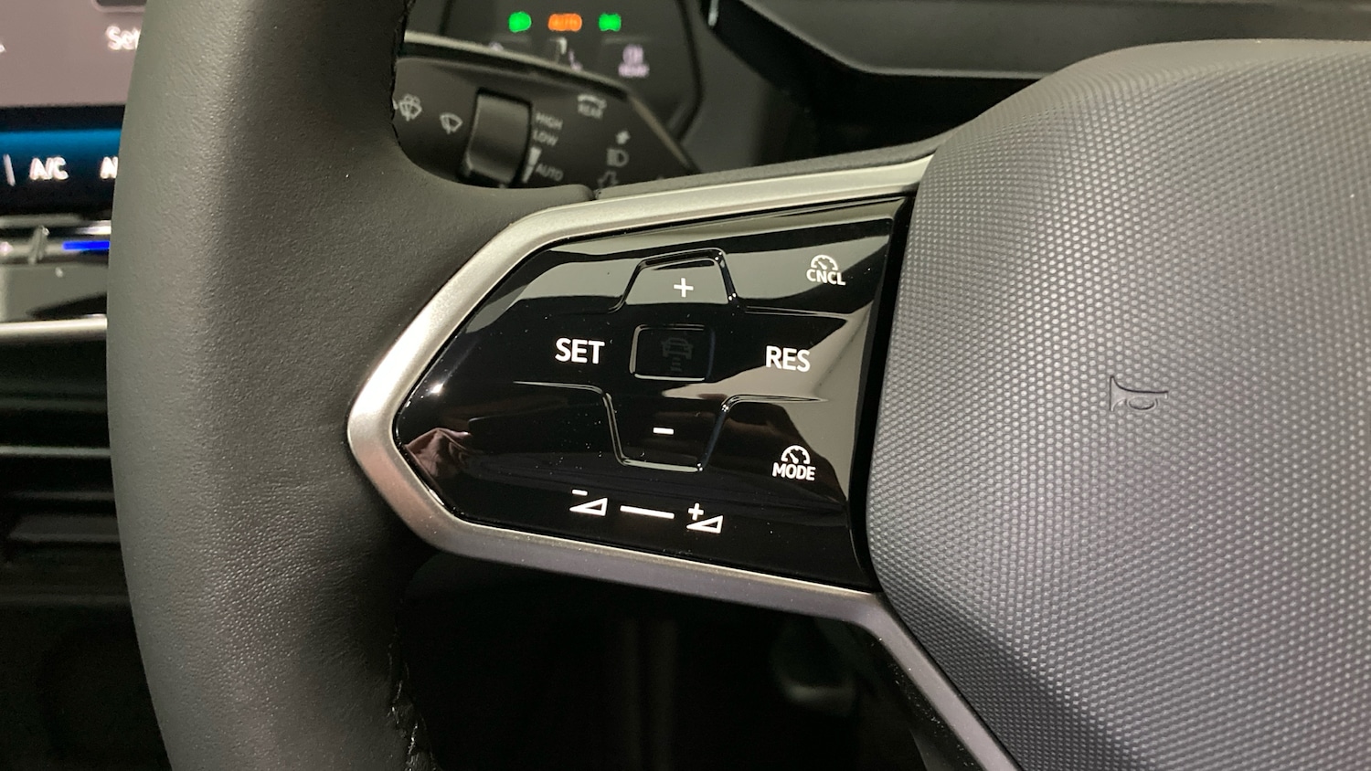 Used Volkswagen ID.3 2025 for sale - 76437031: Photo 17