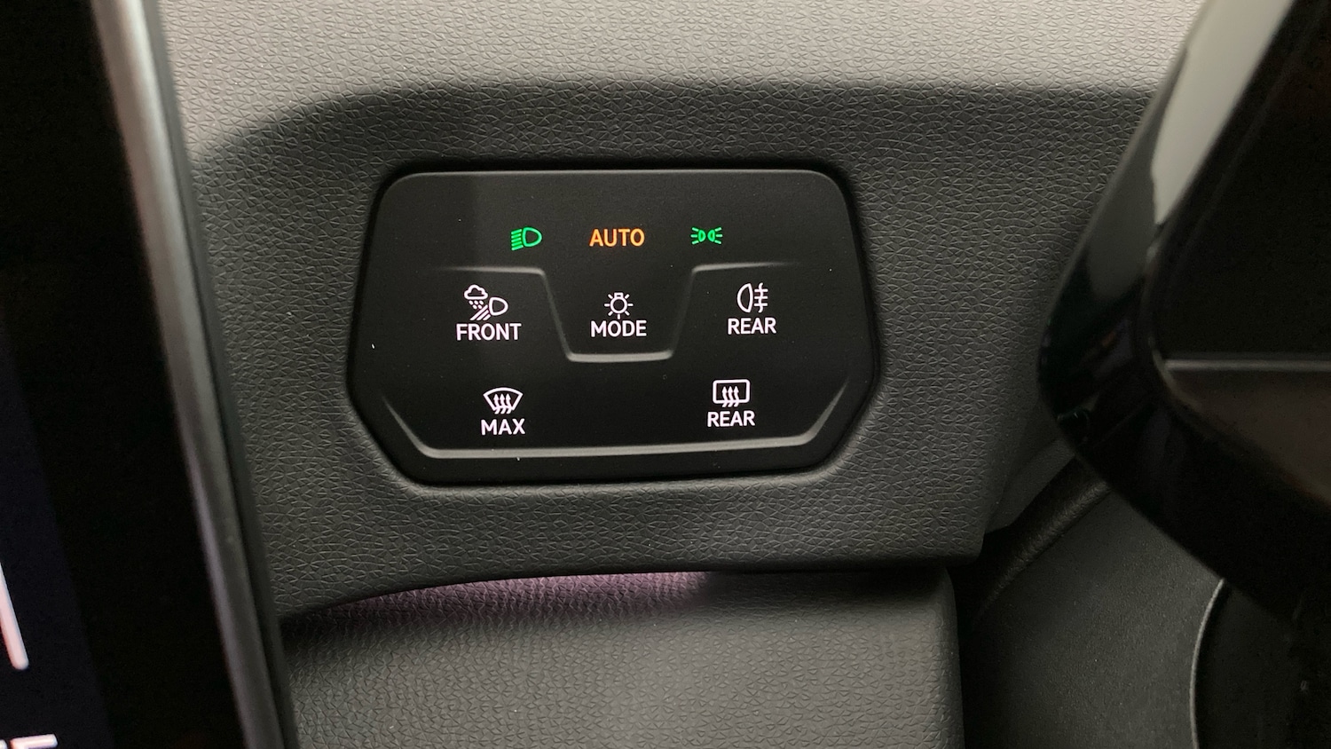 Used Volkswagen ID.3 2025 for sale - 76437031: Photo 32