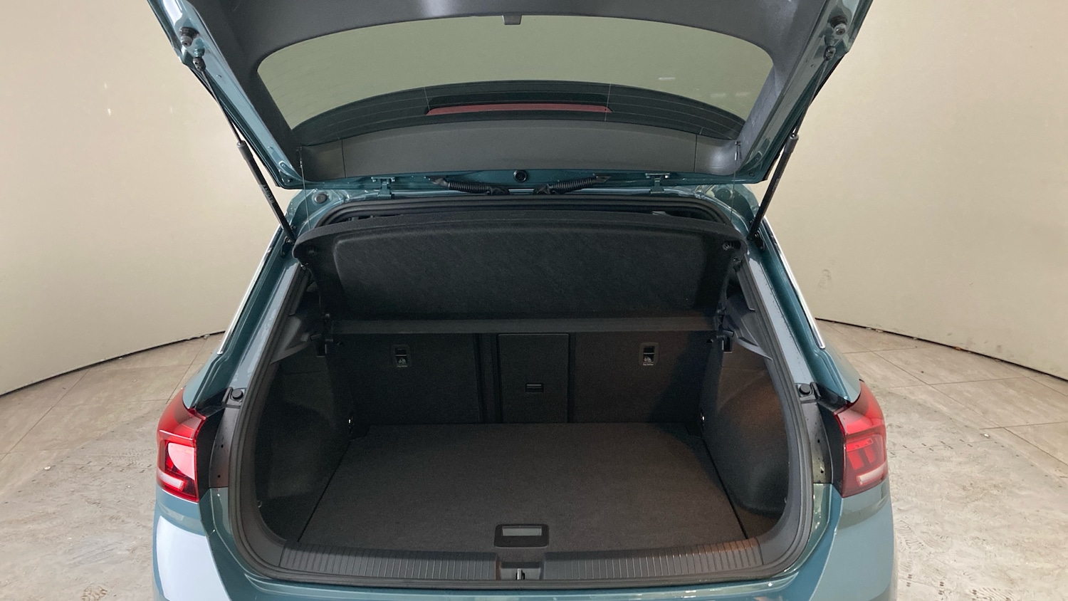 Used Volkswagen T-Roc 2025 for sale - 77516310: Photo 20