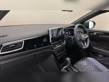 Used Volkswagen T-Roc 2025 for sale - 77516310: Photo