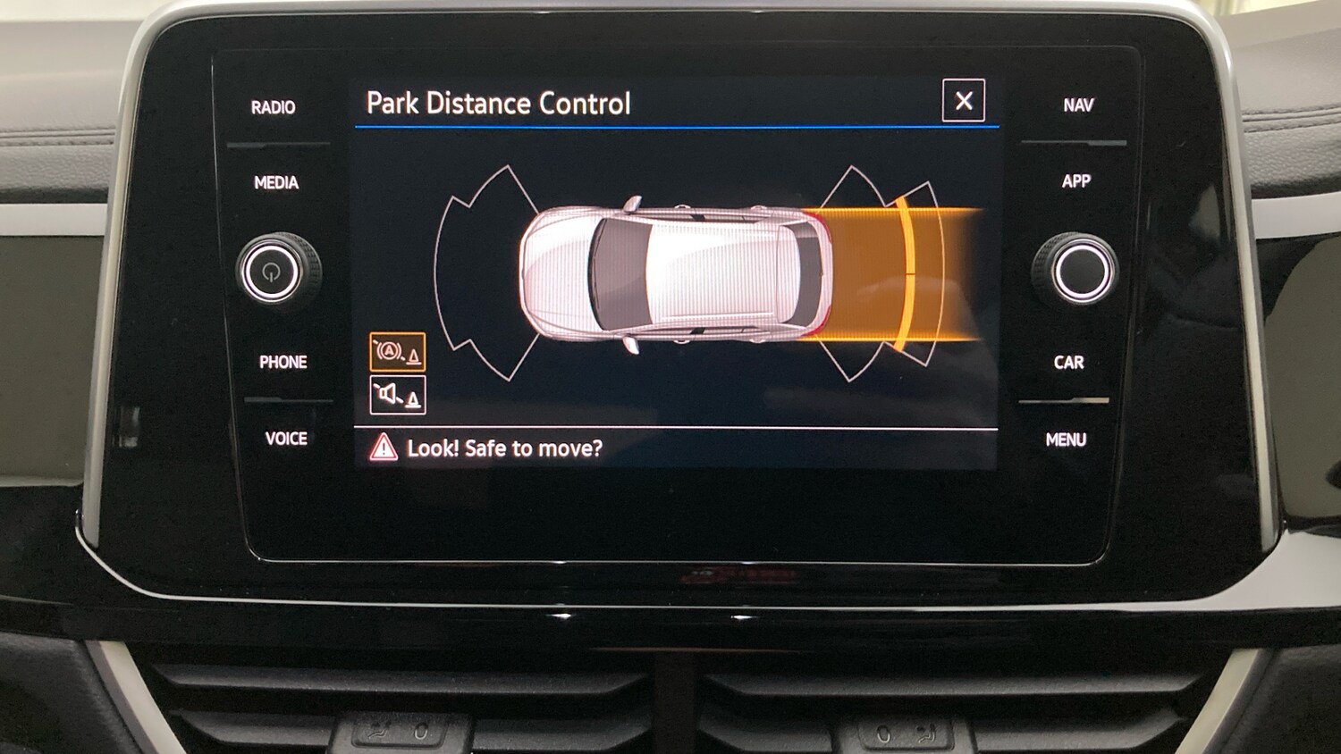 Used Volkswagen T-Roc 2025 for sale - 77516310: Photo 30