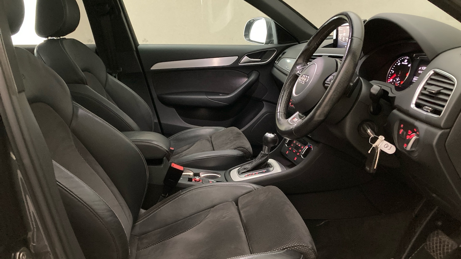 Used Audi Q3 2016 for sale - 76480198: Photo 15