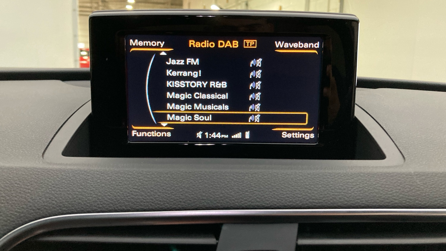 Used Audi Q3 2016 for sale - 76480198: Photo 22