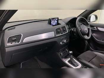 Used Audi Q3 2016 for sale - 76480198: Photo