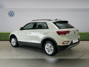 Used Volkswagen T-Roc 2022 for sale - 79196185: Photo