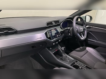 Used Audi Q3 2022 for sale - 76384208: Photo