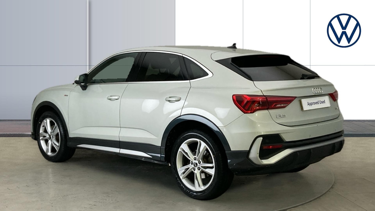 Used Audi Q3 2022 for sale - 76384208: Photo 3