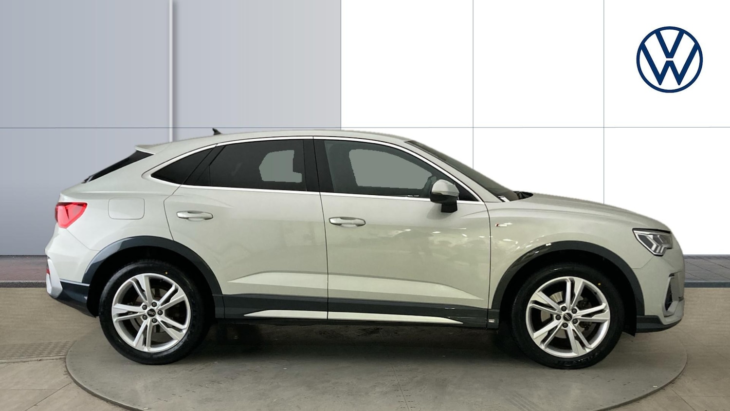 Used Audi Q3 2022 for sale - 76384208: Photo 4