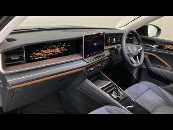 Used Volkswagen Touran 2025 for sale - 74878156: Photo