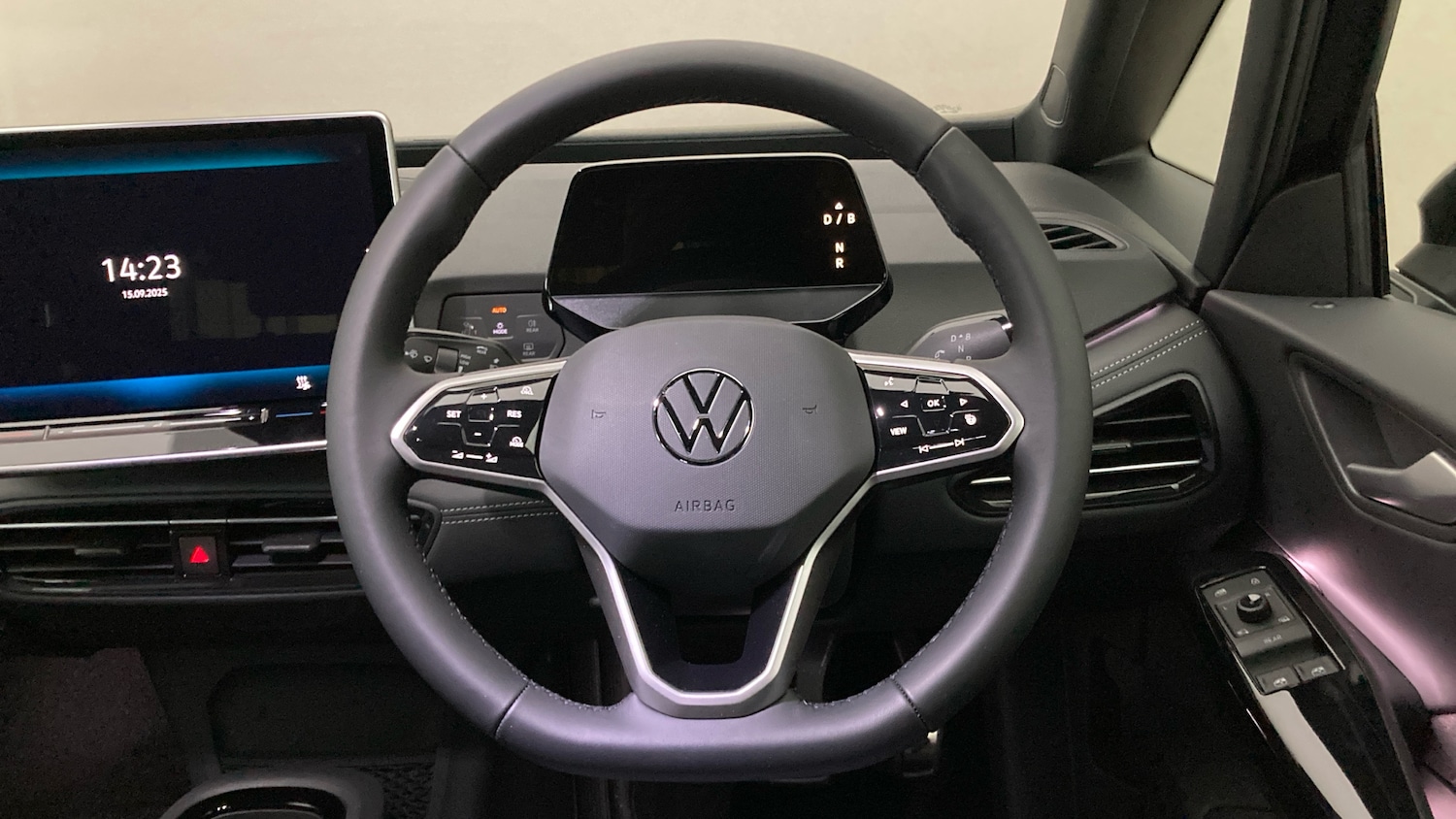 Used Volkswagen ID.3 2025 for sale - 77061521: Photo 10